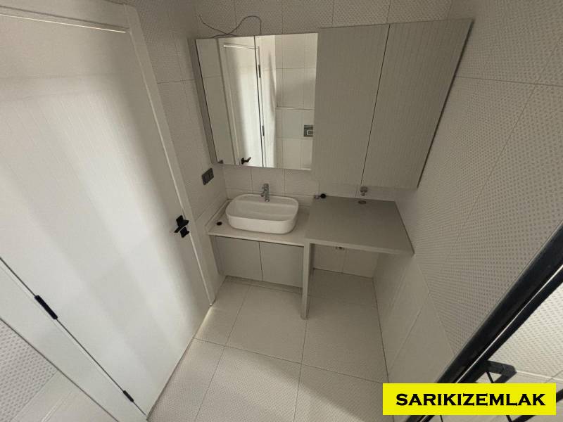 Edremit Hamidiye Mah`da3+1  Daire. - 17